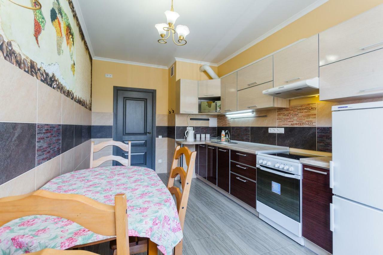 Солнечная Квартира На Ломоносова 71, Вднх Kyiv Exterior foto